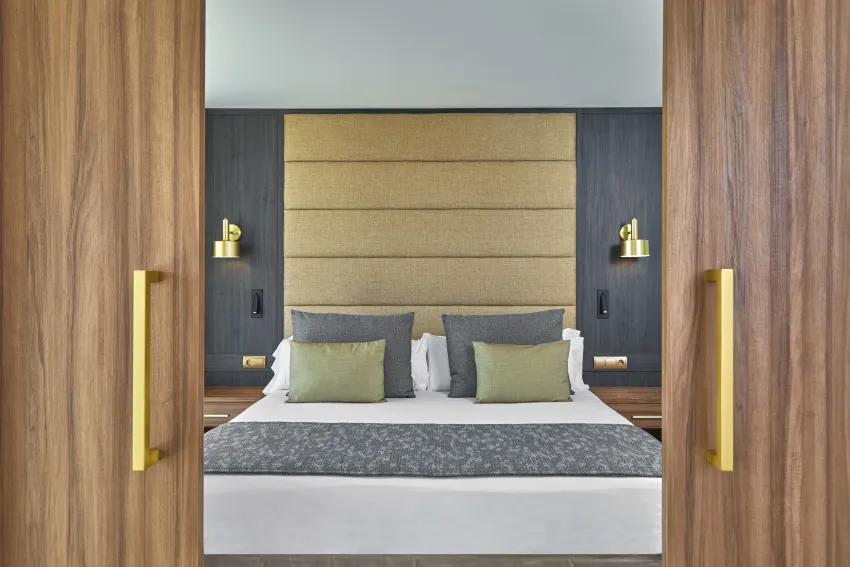 Zafiro Palace Andratx 5*-120