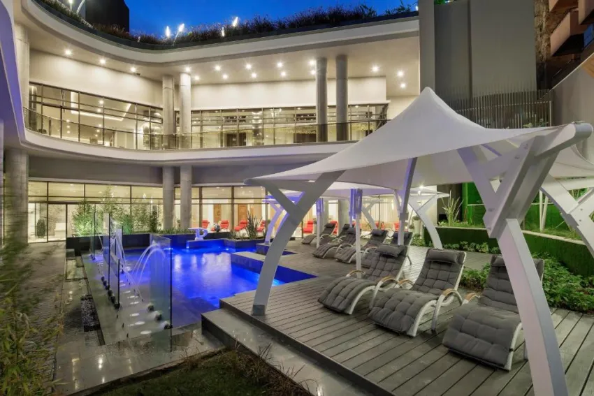 THE SENSE DELUXE HOTEL  5*-103