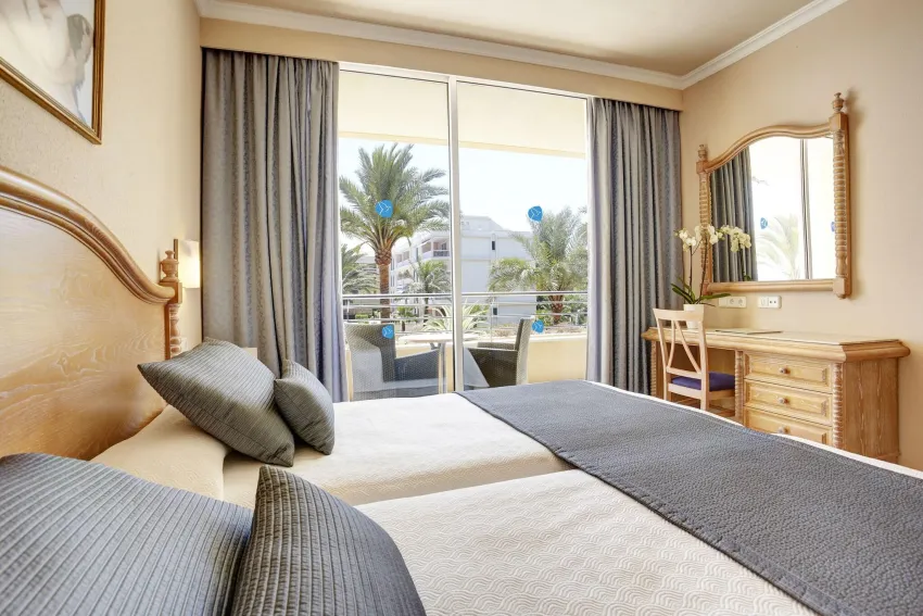 Grupotel Natura Playa 3*-12