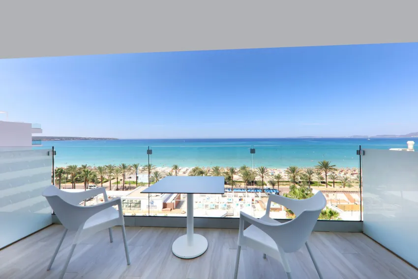 Iberostar Waves Bahía de Palma 4*-9