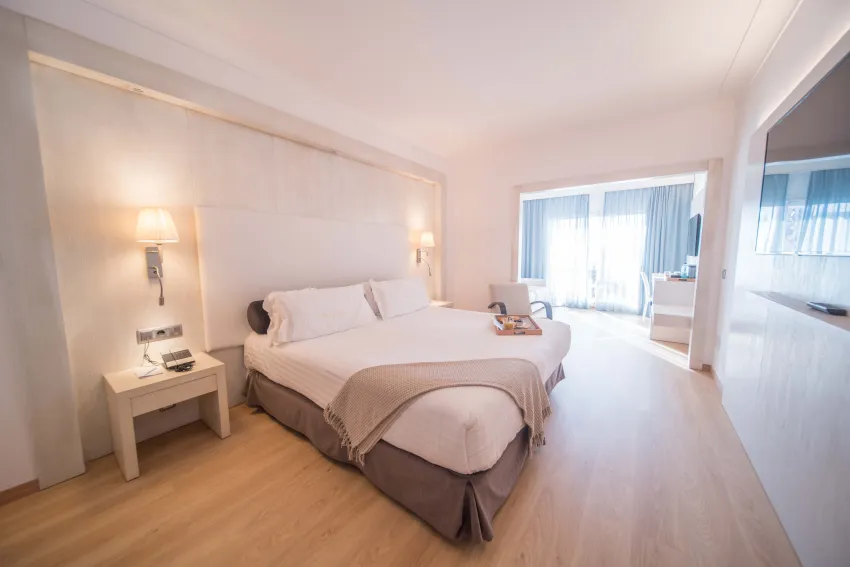 Saratoga Hotel 4*-44