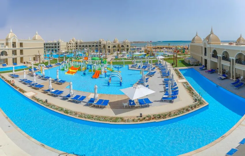 TITANIC ROYAL RESORT  5*-8
