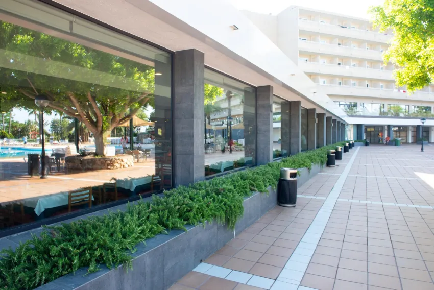 Club Cala Romani 3*-4