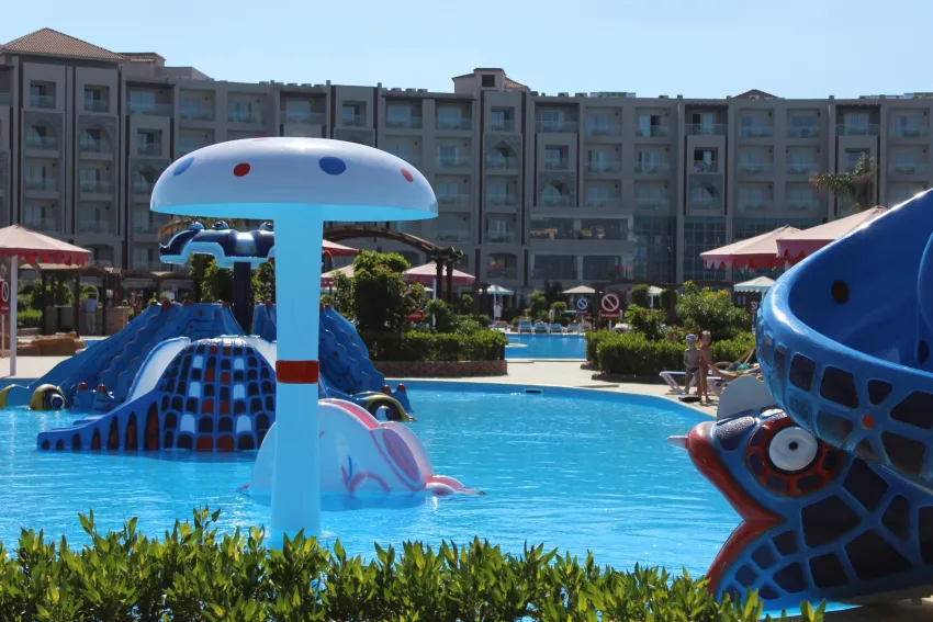Sunrise Alora Aqua Park Resort 4*-8