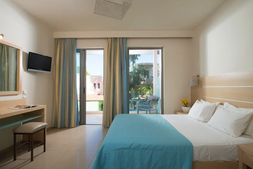 Corissia Beach Hotel 3*-19