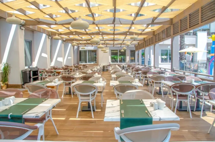 SIDE STORY RESORT & SPA  4*-13