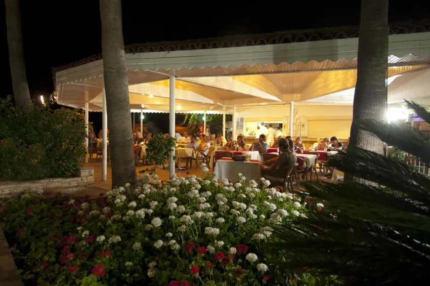 Trendy Side Beach (Adults Only 16+) 4*-5