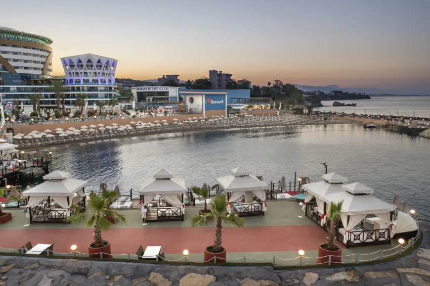 Granada Luxury Okurcalar 5*-13