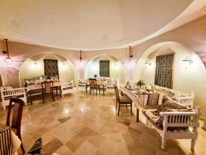 MONARQUE CLUB RIVAGE MONASTIR  4*-9