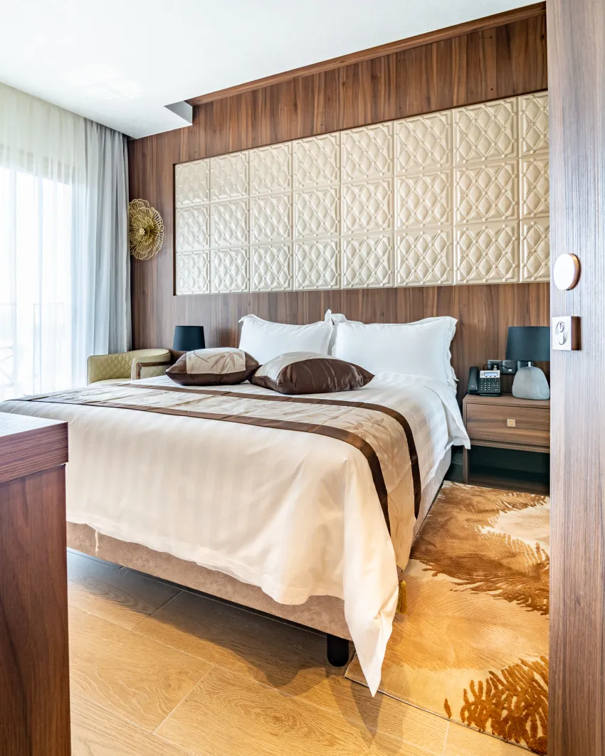 Leonardo Boutique Hotel Larnaca 4*-100