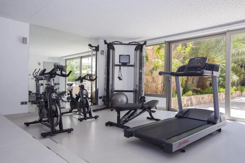 Saratoga Hotel 4*-14