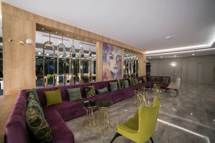 SAILORS BEACH CLUB  5*-3