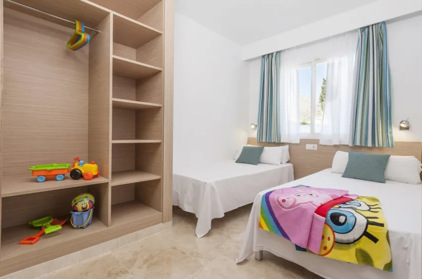 Solecito Apartments 3*-7