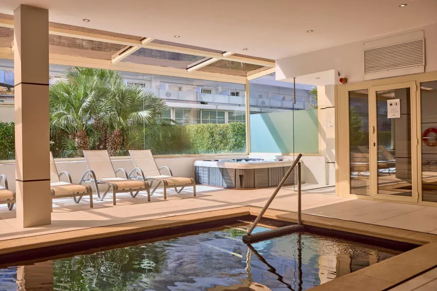 Zafiro Rey Don Jaime 4*-45