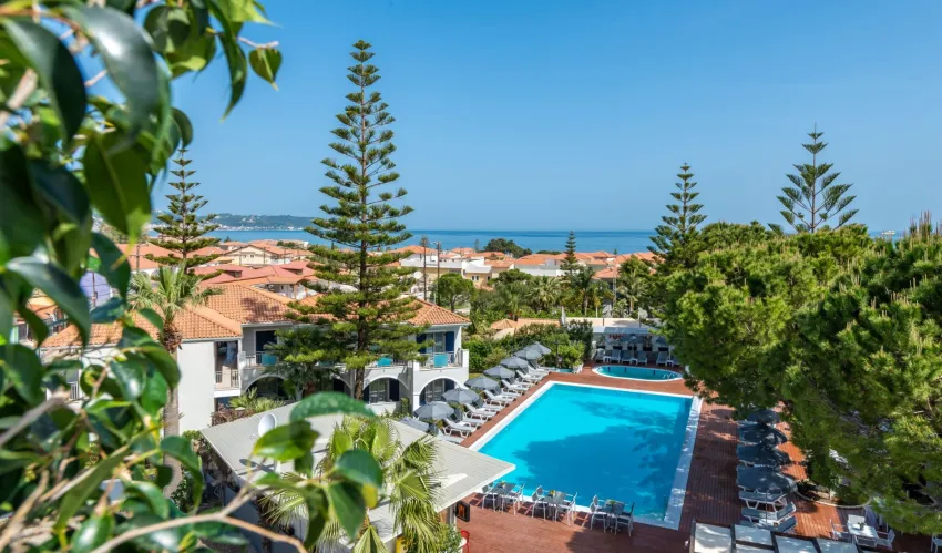 Contessa Hotel 3*-13