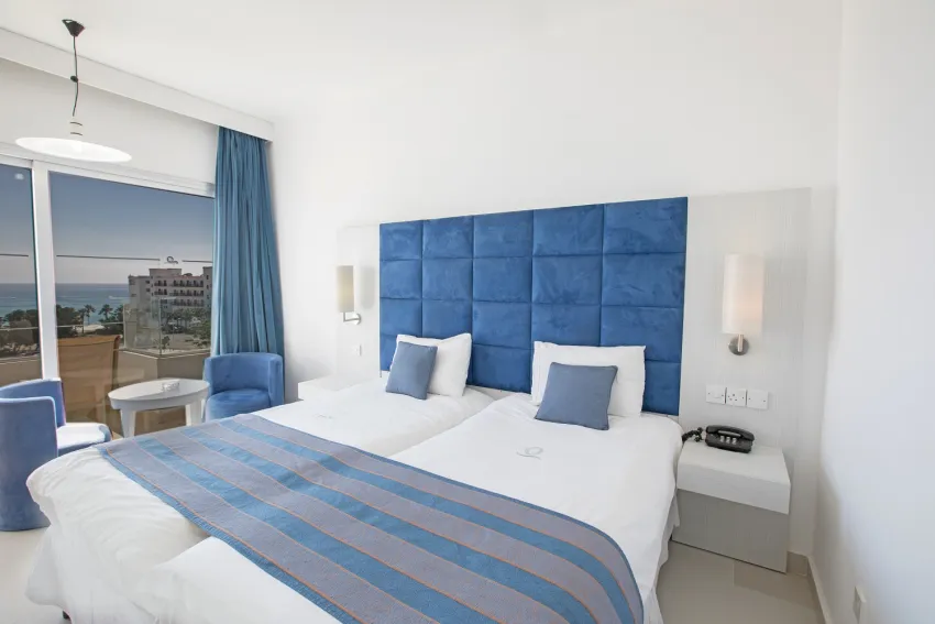 Odessa Hotel 4*-8