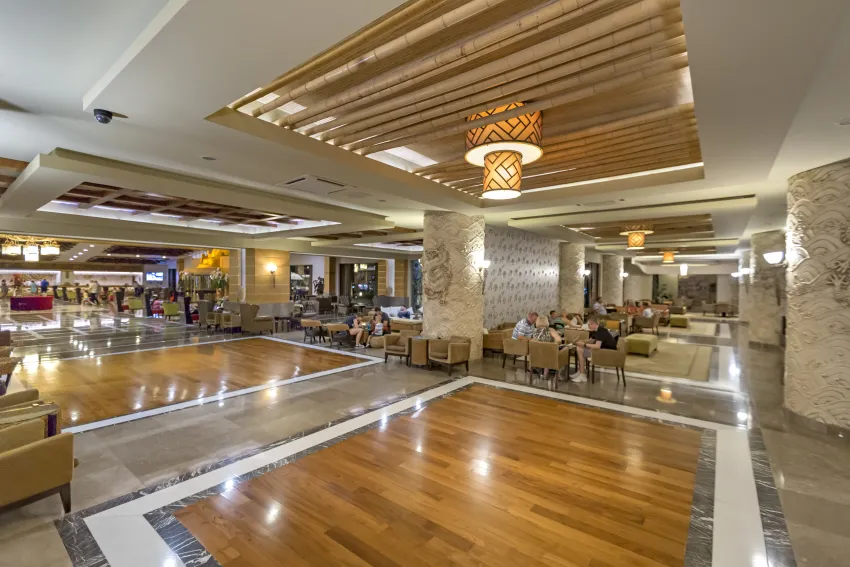 Royal Dragon Hotel 5*-11