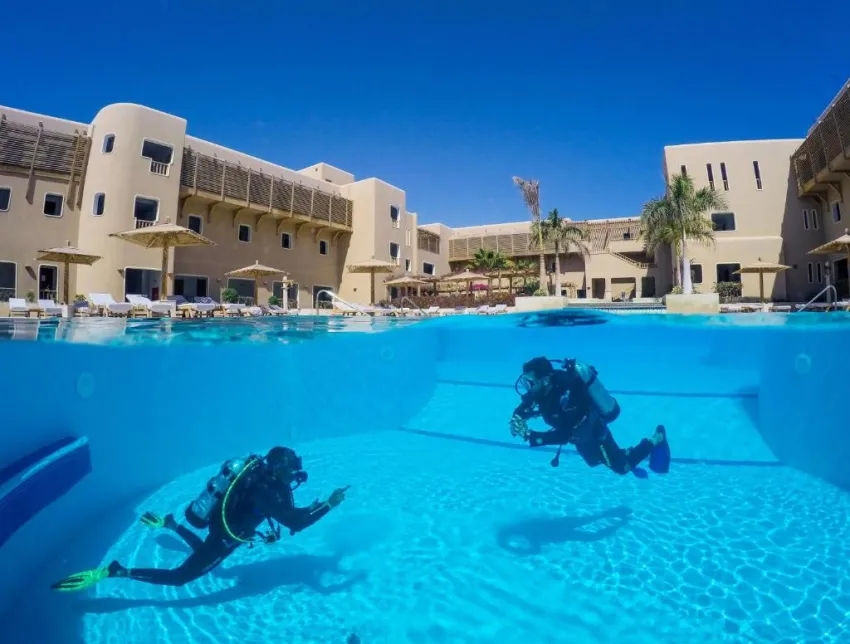 The Breakers Diving and Surfing Lodge 4*-12