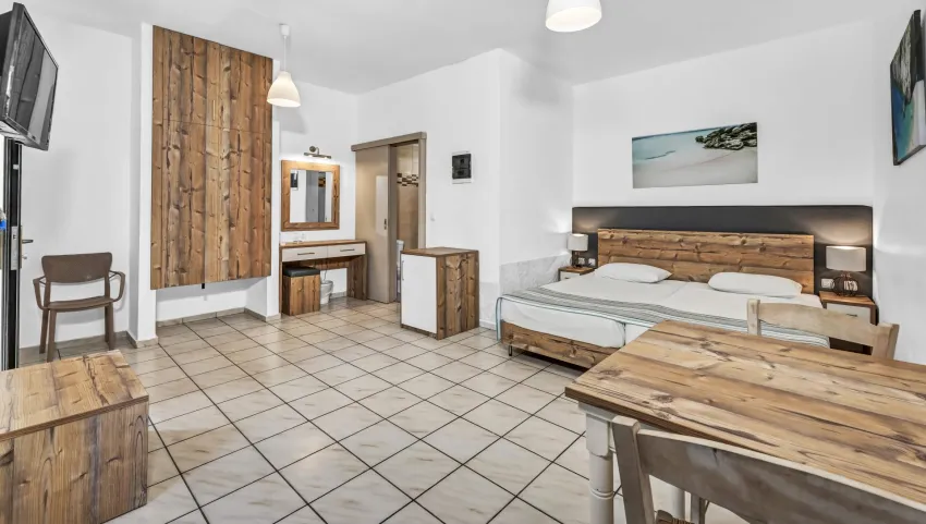 Almare Beach Hotel -8