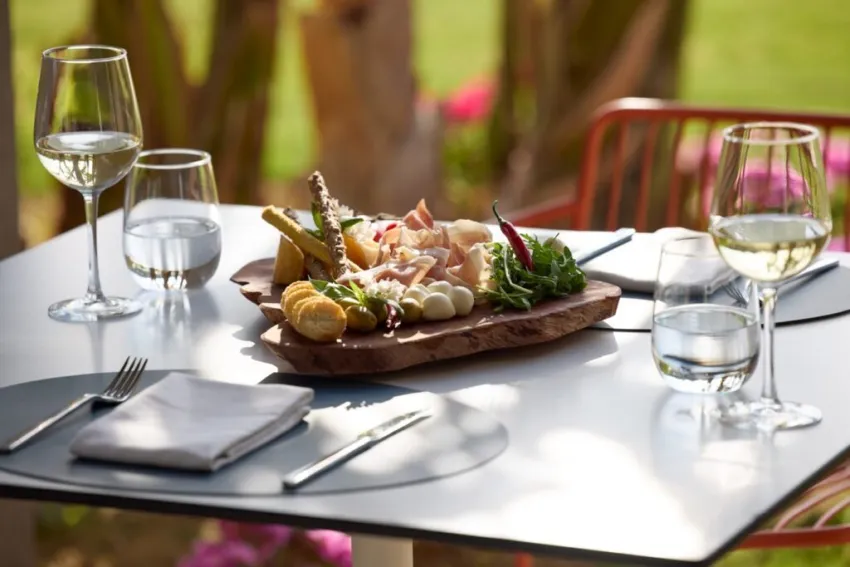 Euphoria Resort 5*-12