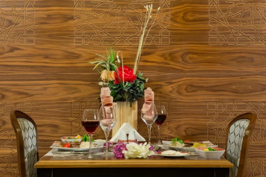 Side Crown Palace 5*-7