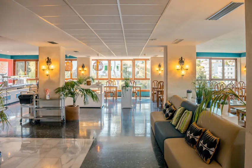 Pinos Playa Hotel 3*-180
