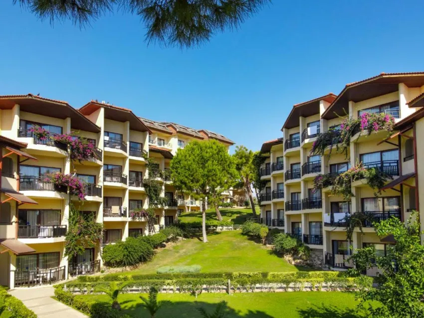 JUSTINIANO CLUB PARK CONTI  5*-42