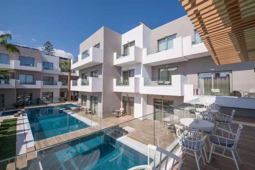 Cactus Bay Hotel 4*-4