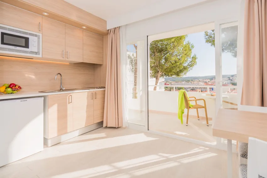 Sun Beach Hotel 3*-6