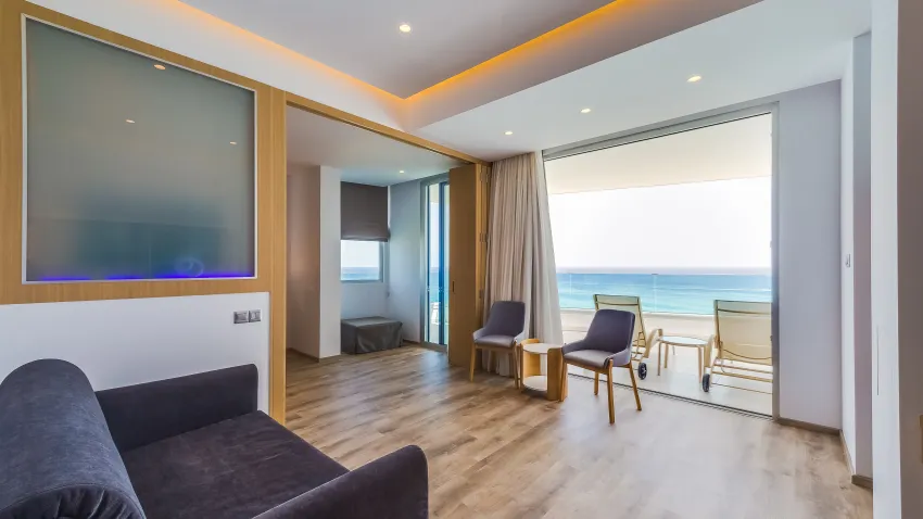 Vrissaki Beach Hotel 4*-23