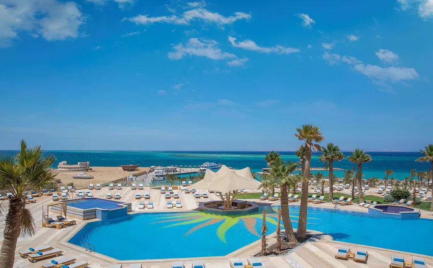 Hilton Plaza 5*-6