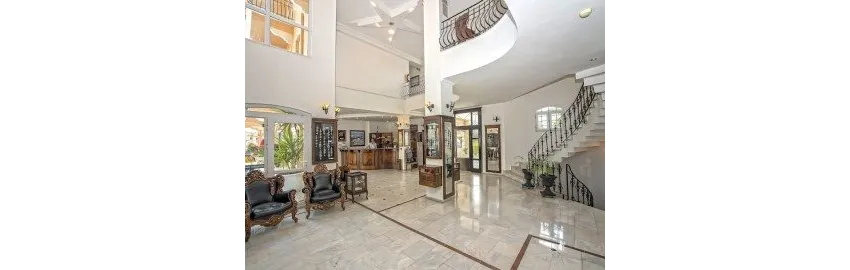 Sinatra Hotel 4*-2