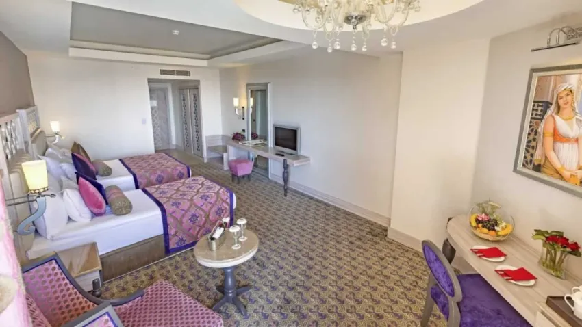 Royal Alhambra Palace 5*-23