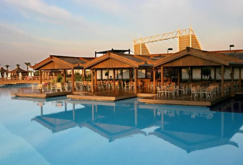 Limak Lara De Luxe Hotel & Resort 5*-7