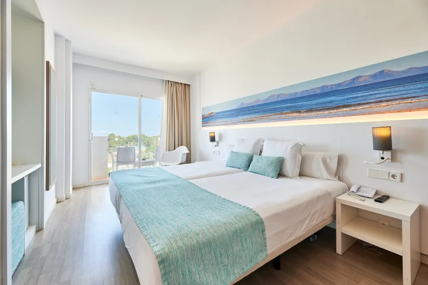 AluaSun Continental Park Hotel & Apartments 4*-240