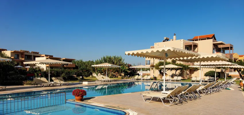 MA-TZI Hotel Apartments 2*-11