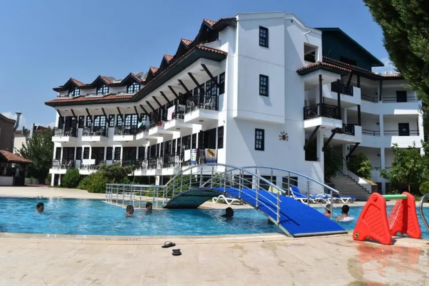 Ares Dream Hotel 4*-1