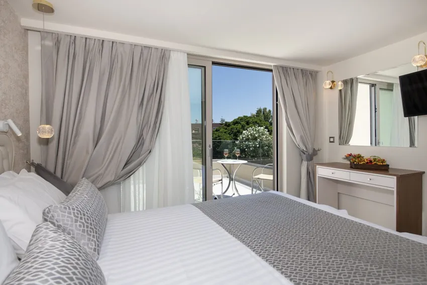 Vantaris Luxury Beach Resort 4*-5