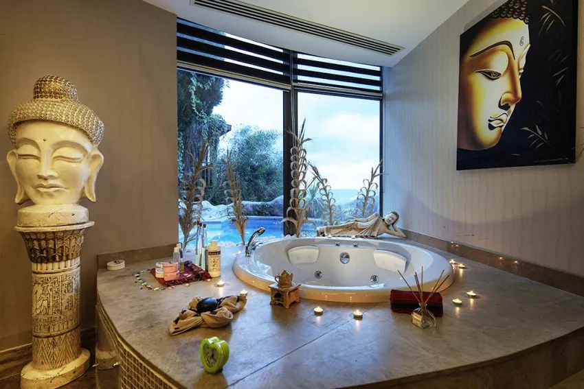 SUNRISE QUEEN LUXURY HOTEL  5*-31