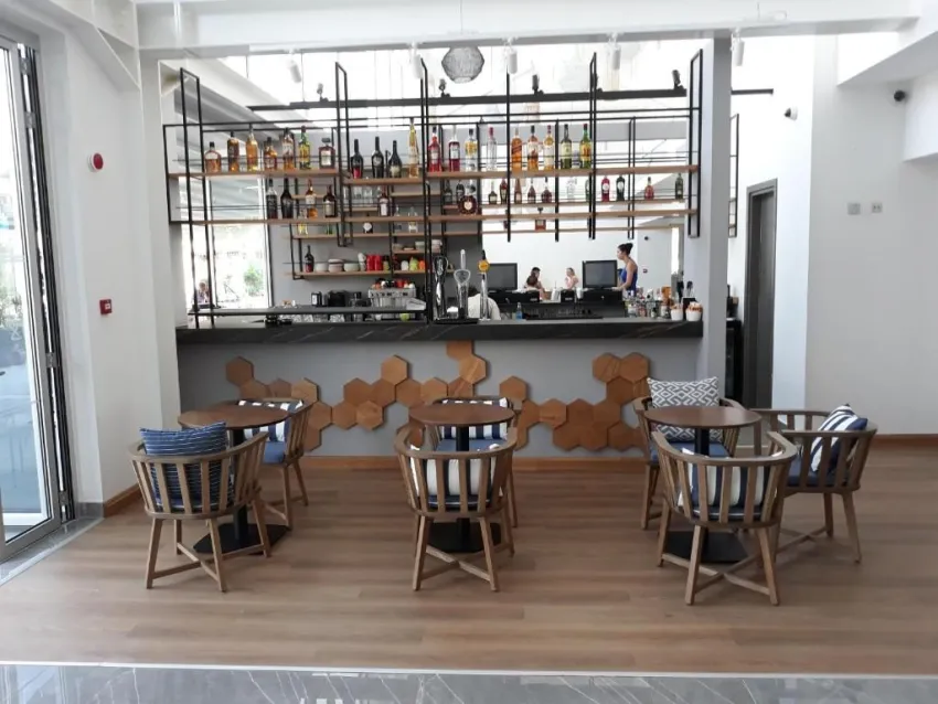 Protaras Plaza Hotel 3*-7