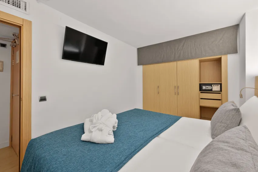 Fontanellas Playa Aparthotel 4*-222