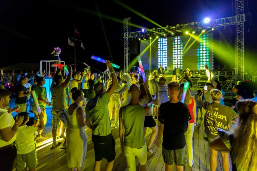 ROYAL SEGINUS  5*-66