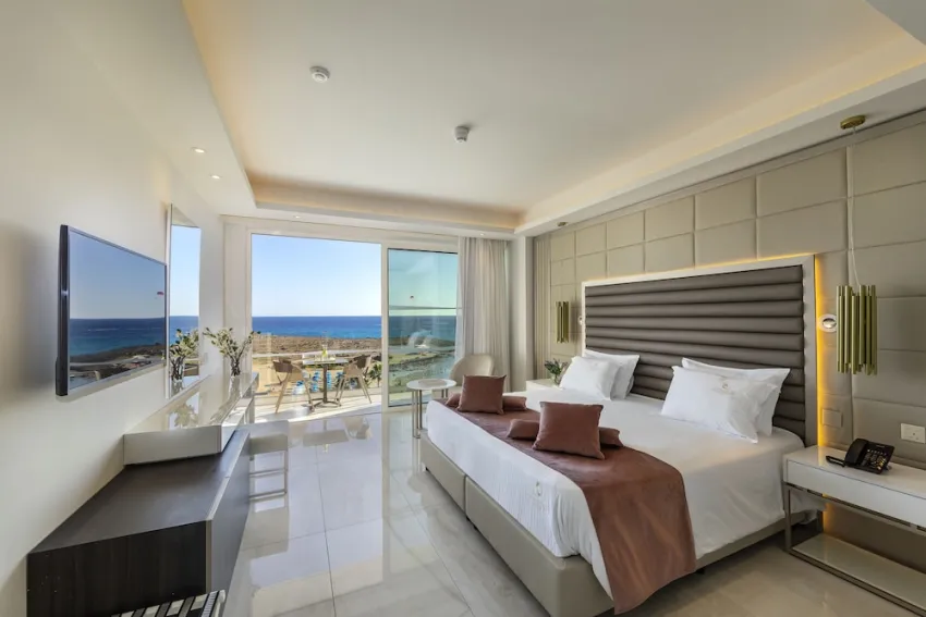 Chrysomare Beach Hotel and Resort 5*-61