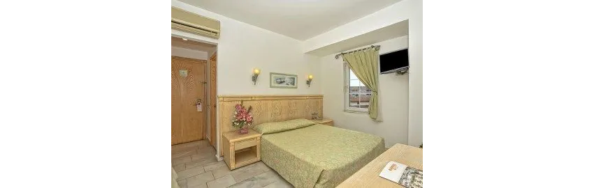 Sinatra Hotel 4*-20