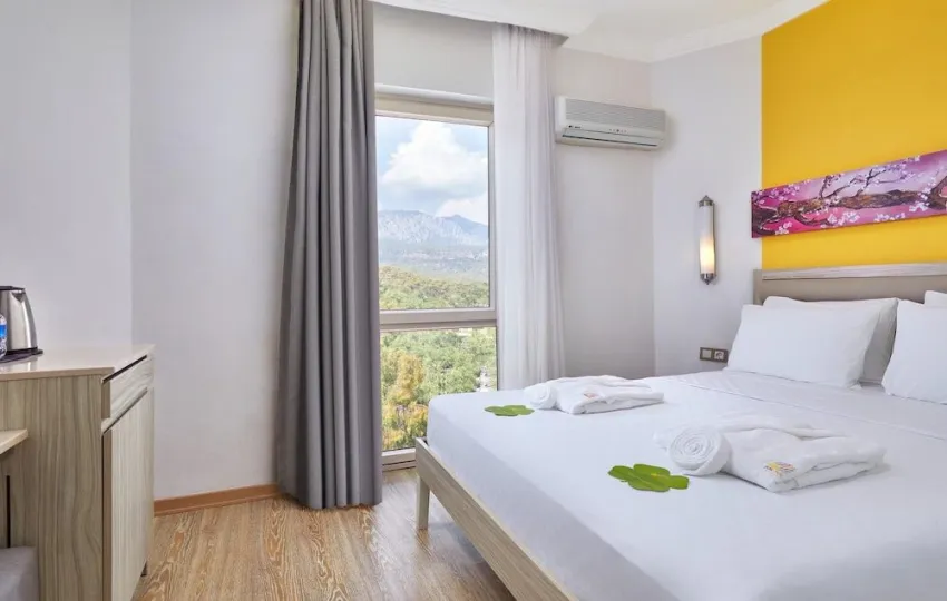 Fun & Sun Family Club Saphire 5*-13