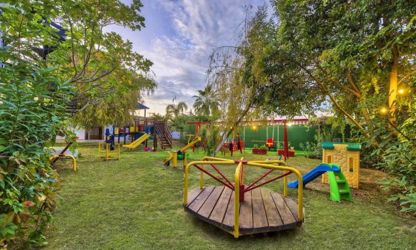 Contessa Hotel 3*-43