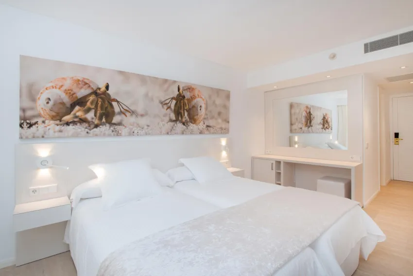 Iberostar Waves Cristina 4*-25