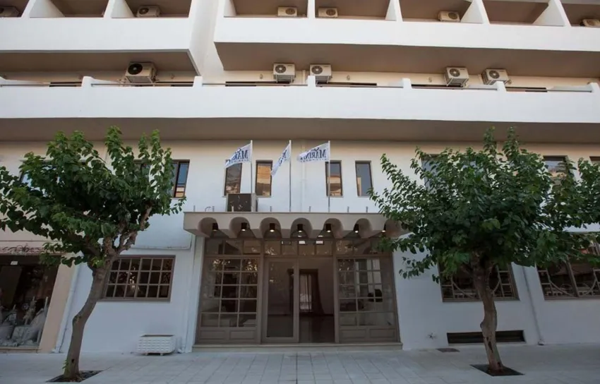 Apollon Agios Nikolaos 3*-2
