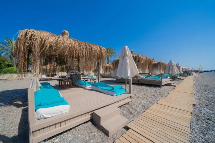 THE NORM ORIENTAL  5*-51