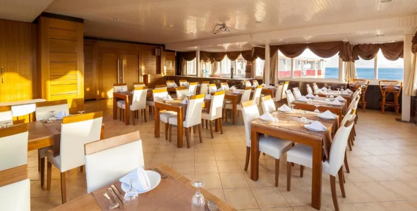 Galaxy Beach Hotel 4*-4